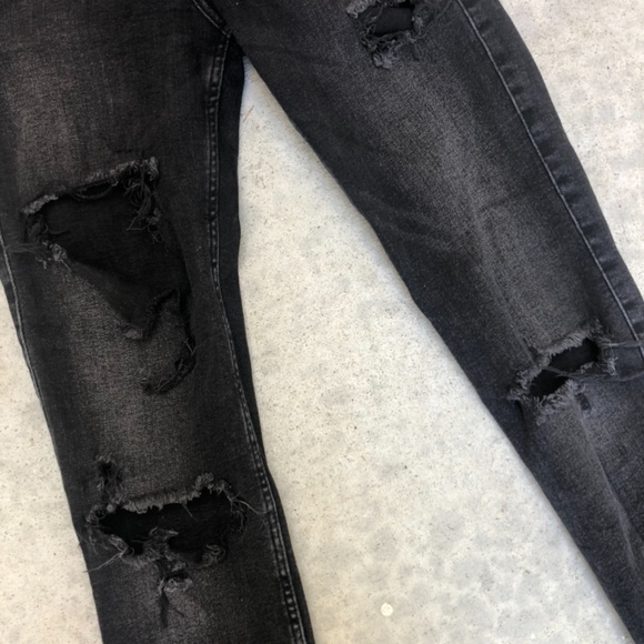 - ZARA Black Destroyed Frayed hem Skinny Jeans - Picture 2 of 4